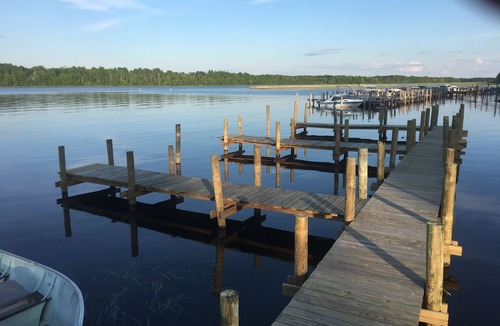 Baudette Cabin | Rainy River Rentals Cabin 2: Private dock Minutes to Lake of the Woods