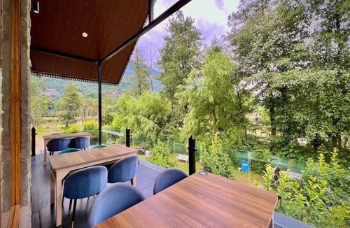 Mohal Cottage | Raison Meadows