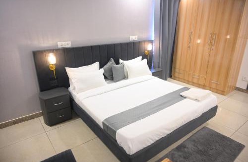 IMT Manesar Hotel | Raj Residency Gurgaon
