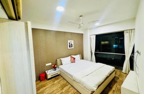 Dumas Apartment | Rajhans belliza