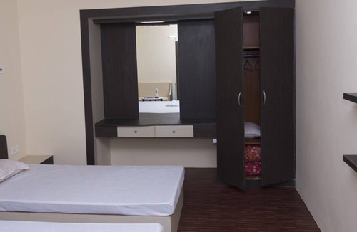 Noorpur Hotel | Rajhans Hotel and Resort