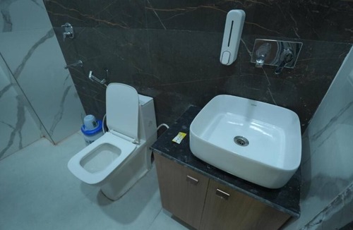 Vrindavan Resort | Rajkumar Garden & Resort