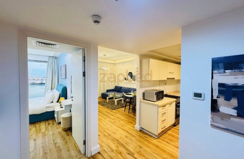 Madinat Zayed Apartment | RAK F 802
