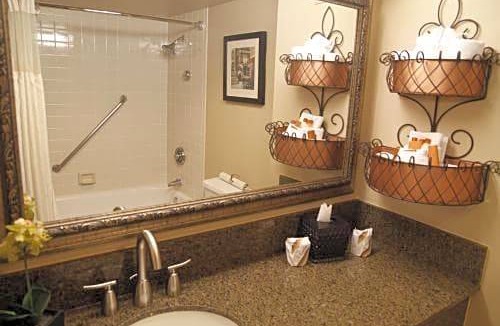 Tucson Hotel | Ramada by Wyndham Viscount Suites Tucson East