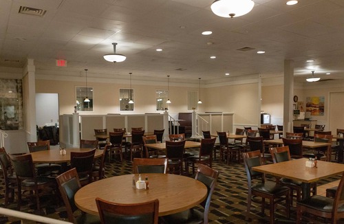 Cedar Rapids - Iowa City Hotel | Ramada by Wyndham Cedar Rapids