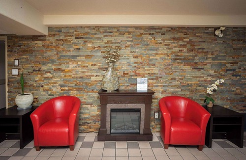East Kootenay Hotel | Ramada by Wyndham Cranbrook