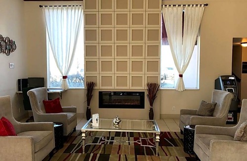 Draper Hotel | Ramada by Wyndham Draper