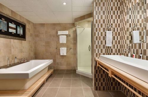 Fredericton Hotel | Ramada by Wyndham Fredericton