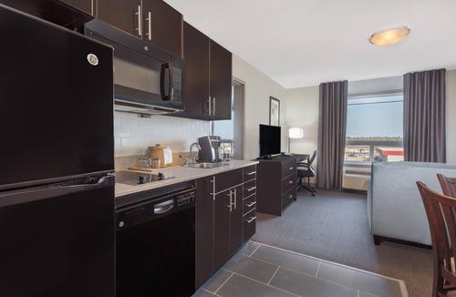 Grassland Hotel | Ramada by Wyndham Grassland