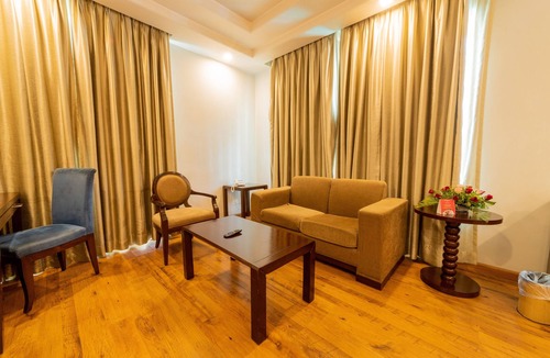 Raja Park Hotel | Ramada by Wyndham Jaipur