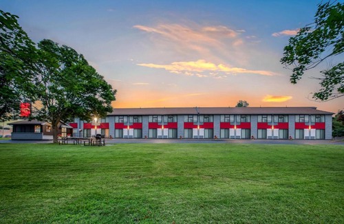 Kingston Hotel | Ramada by Wyndham Kingston