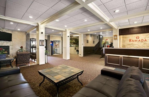 South Lethbridge Hotel | Ramada by Wyndham Lethbridge