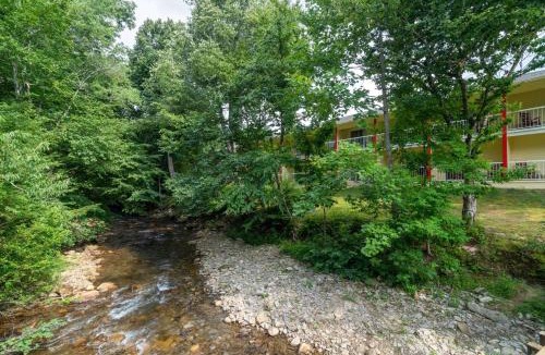 Maggie Valley Hotel | Ramada by Wyndham Maggie Valley