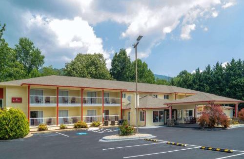 Maggie Valley Hotel | Ramada by Wyndham Maggie Valley