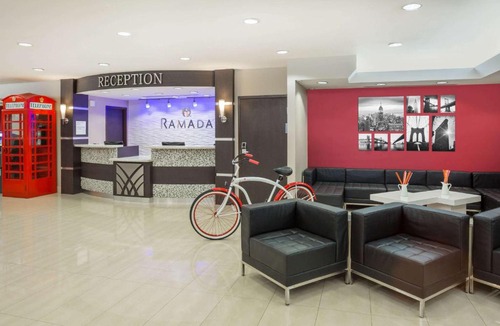 Miami Springs Hotel | Ramada by Wyndham Miami Springs/Miami International Airport