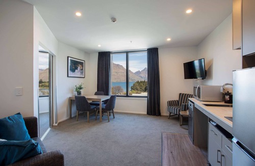 Queenstown City Centre Hotel | Ramada by Wyndham Queenstown Central