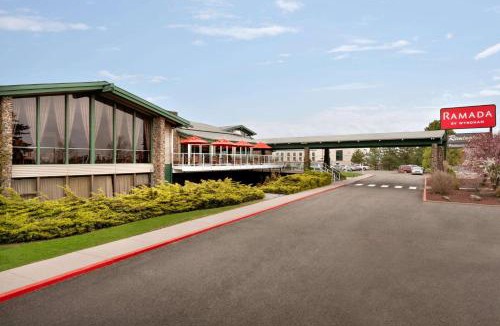 Spokane Hotel | Ramada by Wyndham Spokane Airport