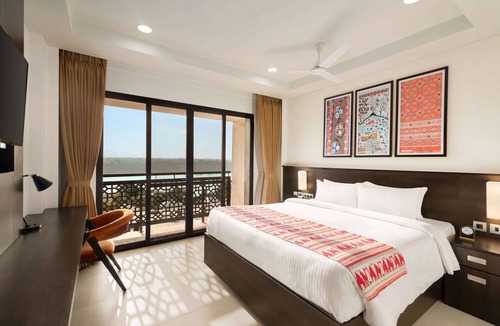Rajpipla Hotel | Ramada Encore by Wyndham Statue of Unity