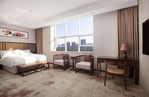 Kuiwen District Hotel | Ramada Encore by Wyndham Linqu Downtown