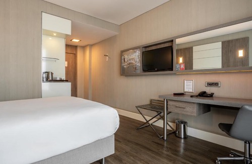 Bayrampasa Hotel | Ramada Encore Istanbul Bayrampasa