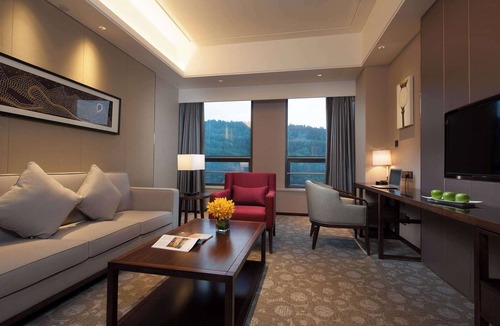 Lixia District Hotel | Ramada Jinan