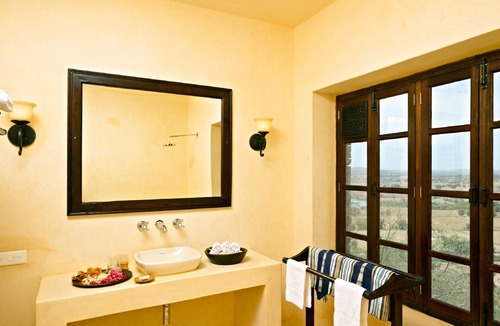 Sapotra Hotel | Ramathra Fort