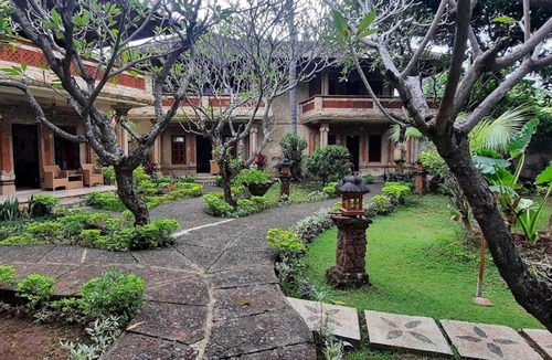 Lovina Hotel | Rambutan Hotel