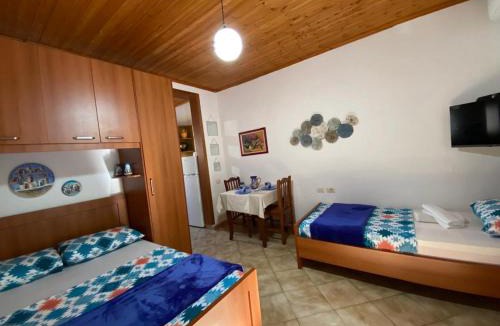 Vlore Apartment | Ramo's Charming Studio Apartment with Sunlit Veranda - 2nd
