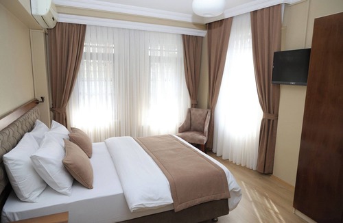 Kumkapi Hotel | Ramparts