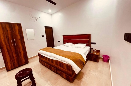 Ayodhya Hotel | ramraz residency