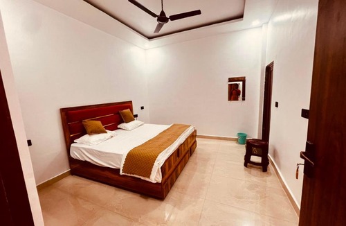 Ayodhya Hotel | ramraz residency