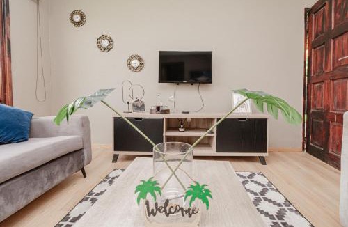 Henley on Klip Apartment | Rams Guest Suite- Private Furnished Home for Long Stays in Henley on Klip