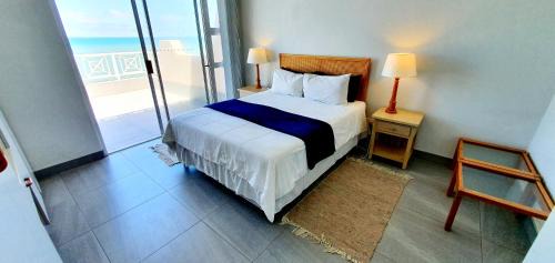 Ramsgate Beach Apartment | Ramsgate Rendezvous 13 - Sleeps 6 - Great Sea Views!
