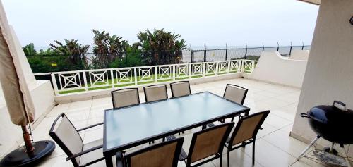 Ramsgate Beach Apartment | Ramsgate Rendezvous 3 - Sleeps 6 - Close to The Beach!