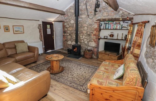 Crynant House | Ramsgrove