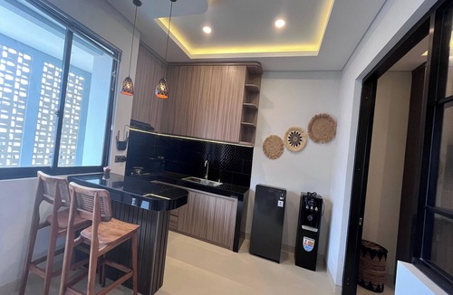 Sunset Road Hotel | Ranala Coliving