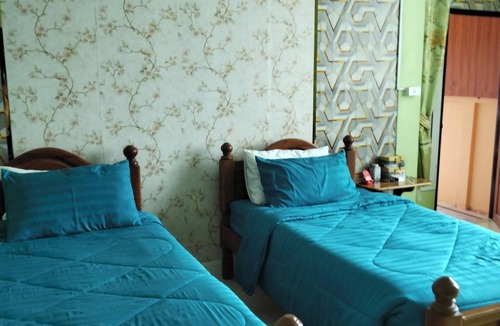Phetchaburi Hotel | Ranbow