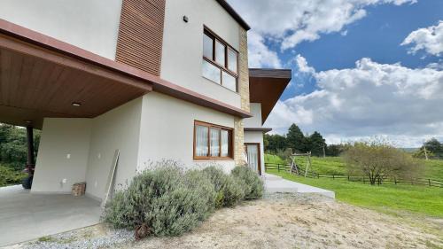 Rancho Queimado House | Rancho Queimado - Jardim da Serra - Lote 25