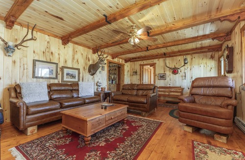 Jackson County House | Randalman House - A perfect peaceful and relaxing place to unwind