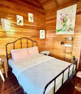 Non Daeng Bed & Breakfast | Rang Robin Farmstay for 4 with pool