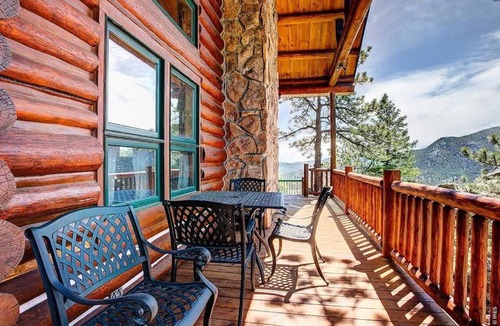 Estes Park House | Range View on the Rocks Log Home 360 Mtn Views