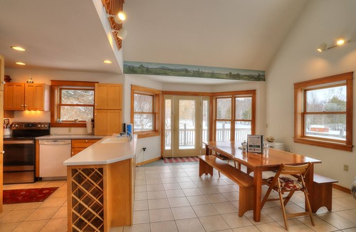 Rangeley House | Rangeley Lake Lodge - On Rangeley Lake with large lawn and close to town!