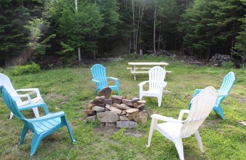 Rangeley House | ‘Rangeley Retreat’ Cabin-Style Home: Lake Access