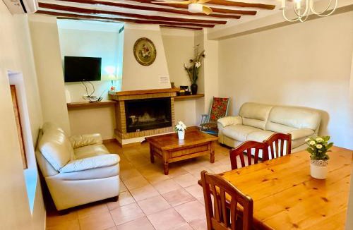 Moratalla Ski Chalet | Rapia. Casa Rosa 2