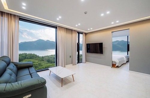 Wanju House | Rapportheim Pool Villa Jeollabuk Wanju