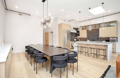 Walla Walla Condo | Rare DOWNTOWN Walla Walla Loft Apartment!