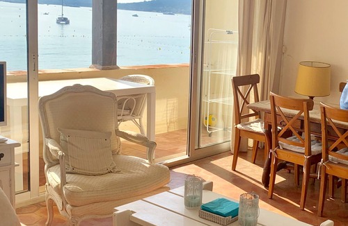 Port Grimaud Apartment | RARE On the beach - Exceptional view PORT GRIMAUD<>Apartment with air conditioning WIFI