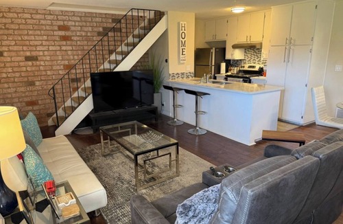 Downtown Condo | Rare Silicon Valley Hidden Gem