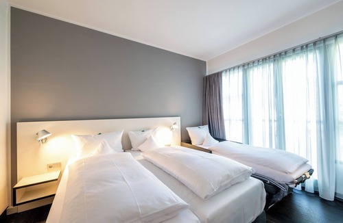 Sora Hotel | Raststättenhotel Dresdner Tor Süd