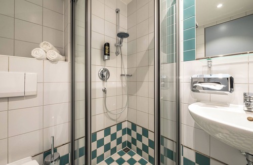 Sora Hotel | Raststättenhotel Dresdner Tor Süd